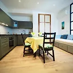 Studio Sottoripa 87A Di Fronte All\'Acquario - Genovabnb It